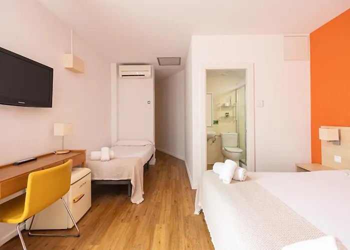 オスタル セントロ 2* バルセロナ